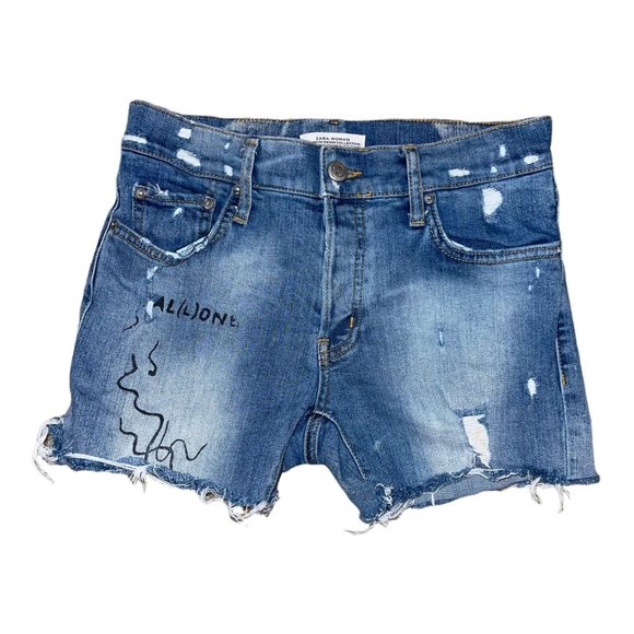Zara Woman Premium Denim Grafitti Distressed Raw Hem Frayed Shorts Womens 2 - Picture 1 of 7